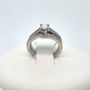 Timeless Grace Solitaire Ring